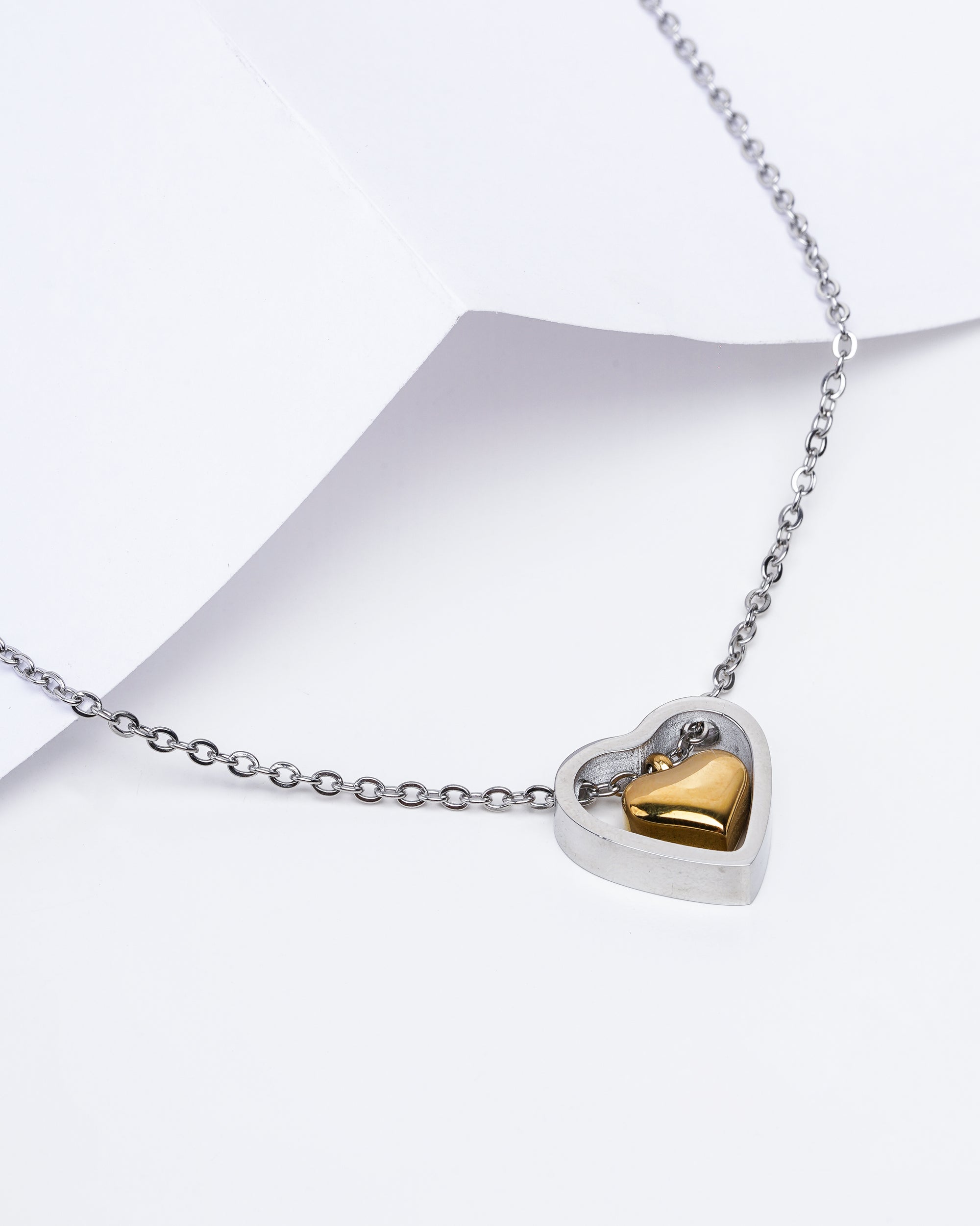 Nested Heart Necklace